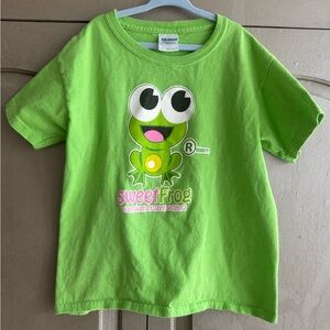 Sweet Frog Kids size Small Tee t-shirt bright green